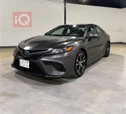 تۆیۆتا کامری